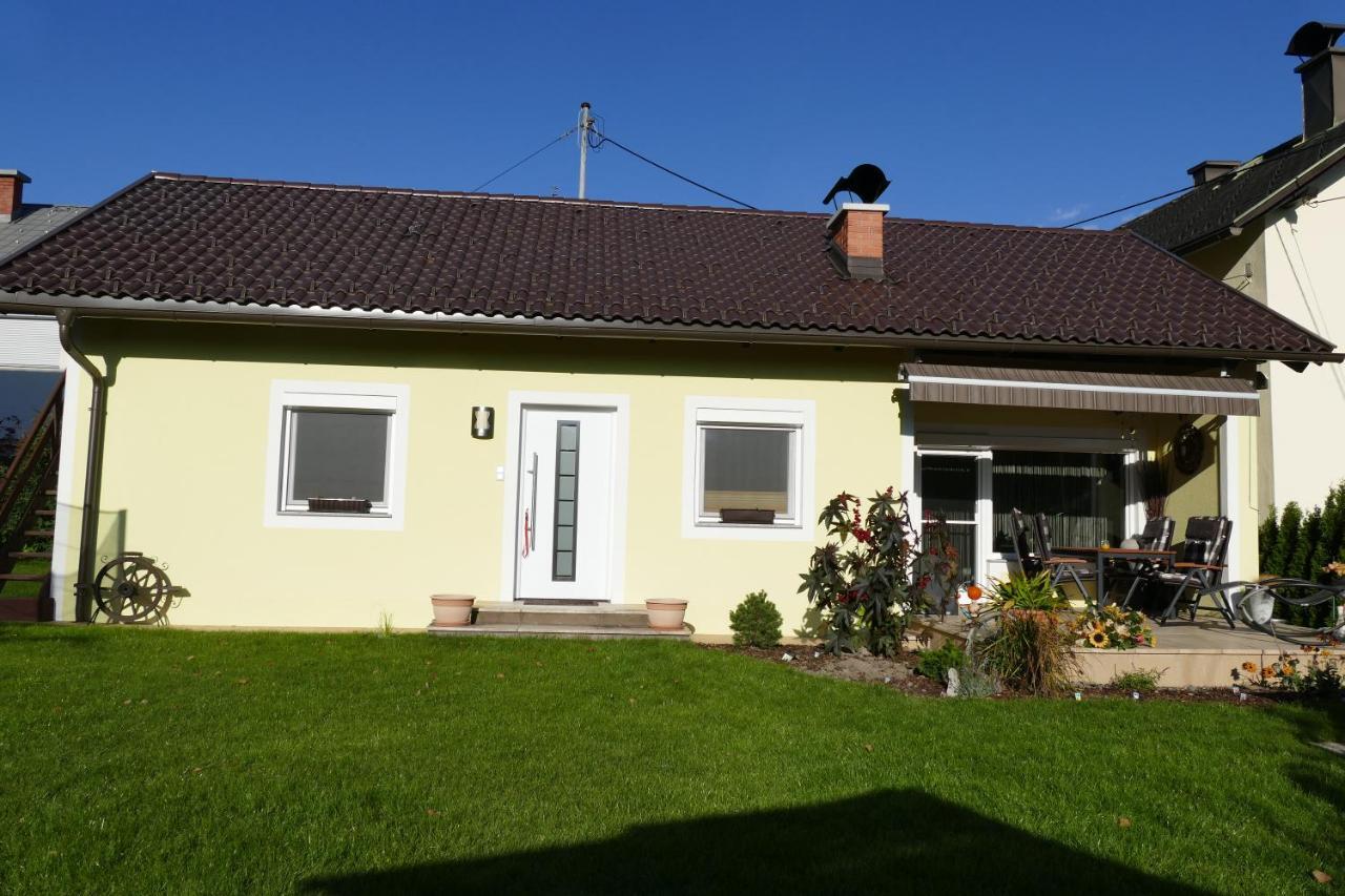 Ferienwohnung Stichauner Bodensdorf Phòng bức ảnh